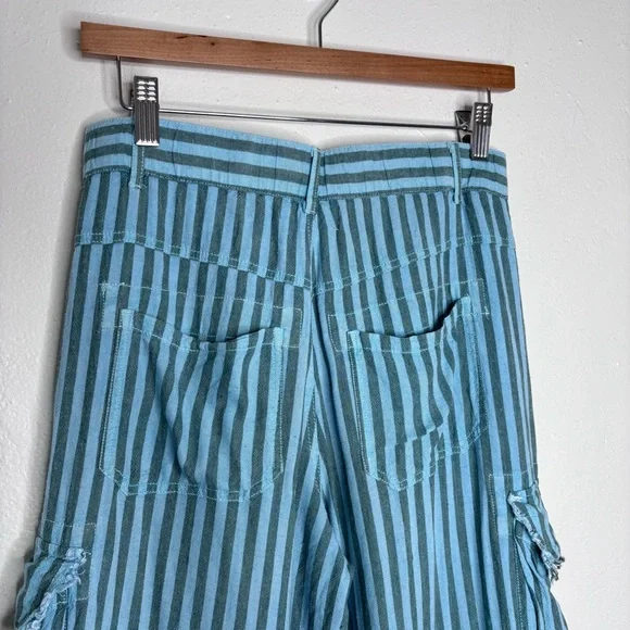 Urban Outfitters Alexandra Blue Green Striped Linen Cargo Pants Size Small - Picture 11 of 13
